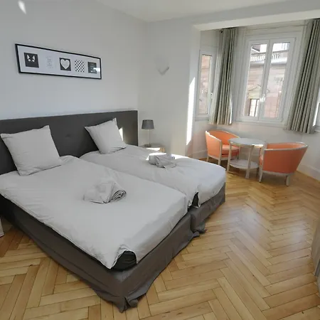 Apartment Residences Du Theatre